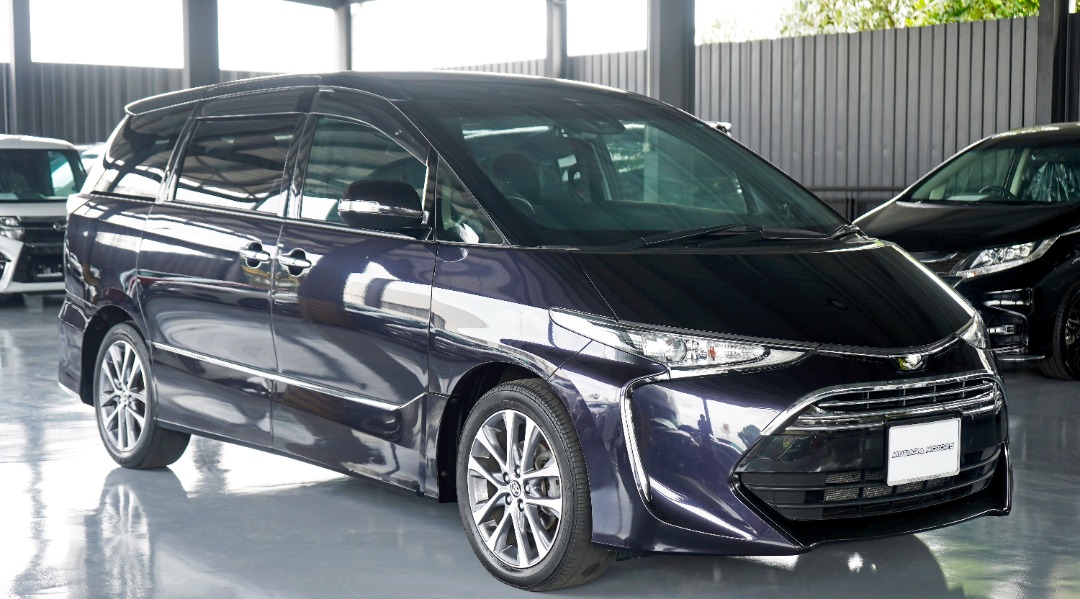 Toyota Estima Aeras Premium