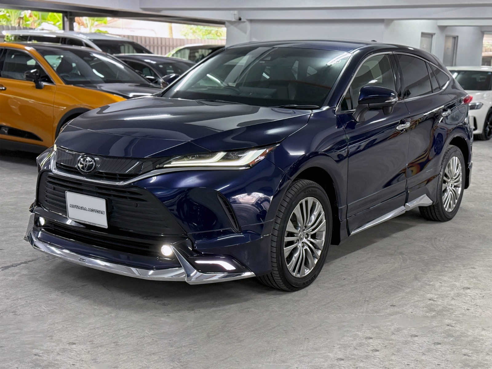 TOYOTA HARRIER TYPE Z 